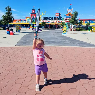 Influencer at LEGOLAND New York entrance